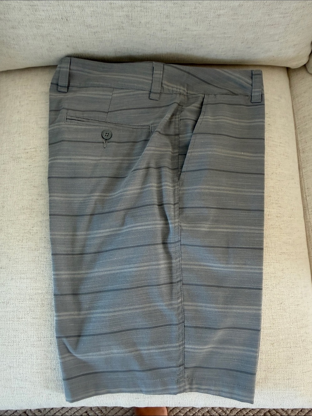 O'Neill Men's Gray Striped Flat Front Shorts